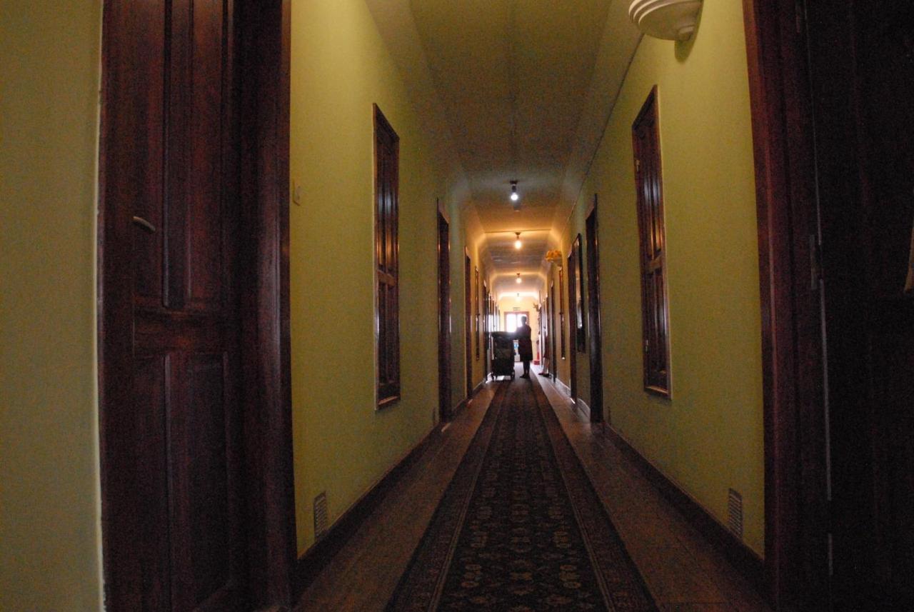 Hotel Ivato , Airport Антананаріву Екстер'єр фото